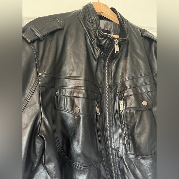Faux leather jacket - Picture 2 of 6